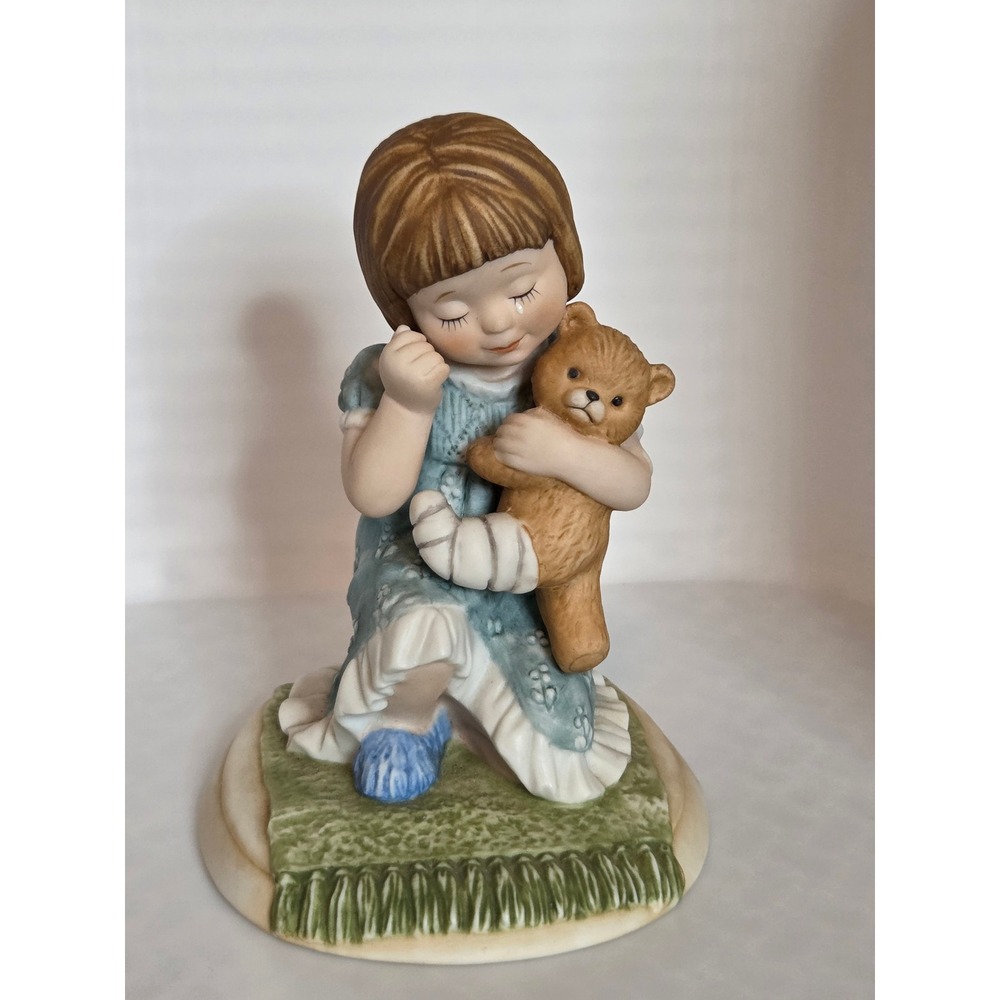 Lenox Wednesday's Child Is Full Of Woe Porcelain Figurine Days Of The Week Japan